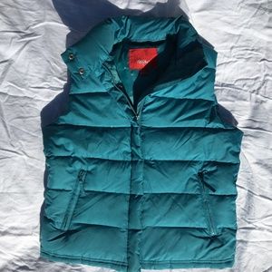 DOWN VEST! Super Warm and wonderful! Near NEW! $